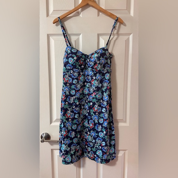 Tommy Bahama Folk Floral Twist-Front Over-The-Shoulder Swim
Dress - Picture 2 of 4